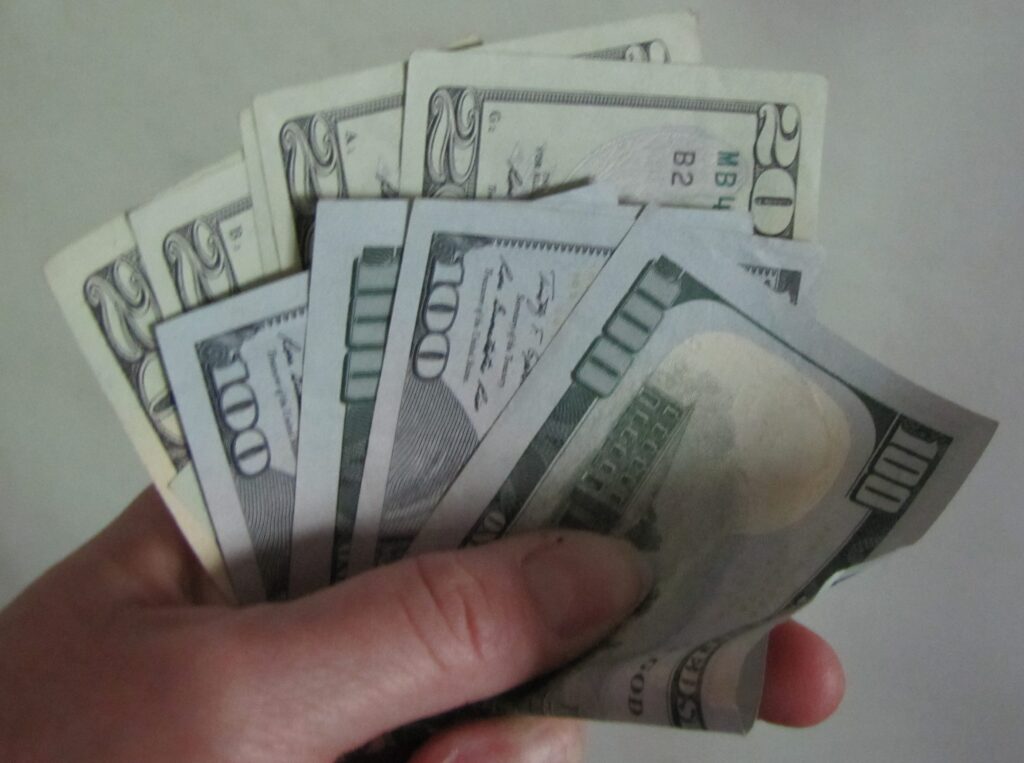 Teens Don’t Learn to Manage Money Unless You Let Them Teens Don’t Learn to Manage Money Unless You Let Them